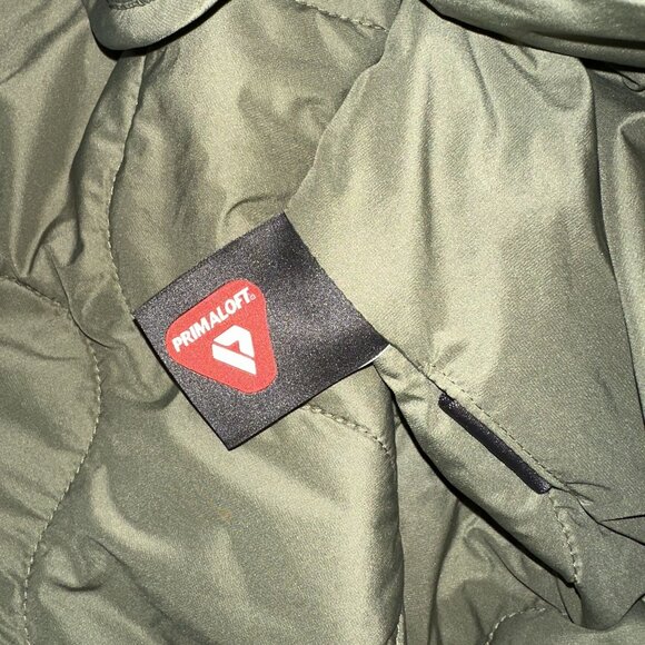 Aritzia Tna River Green V-Neck Zip Up Quilted Vest Women's Small S - Picture 4 of 7